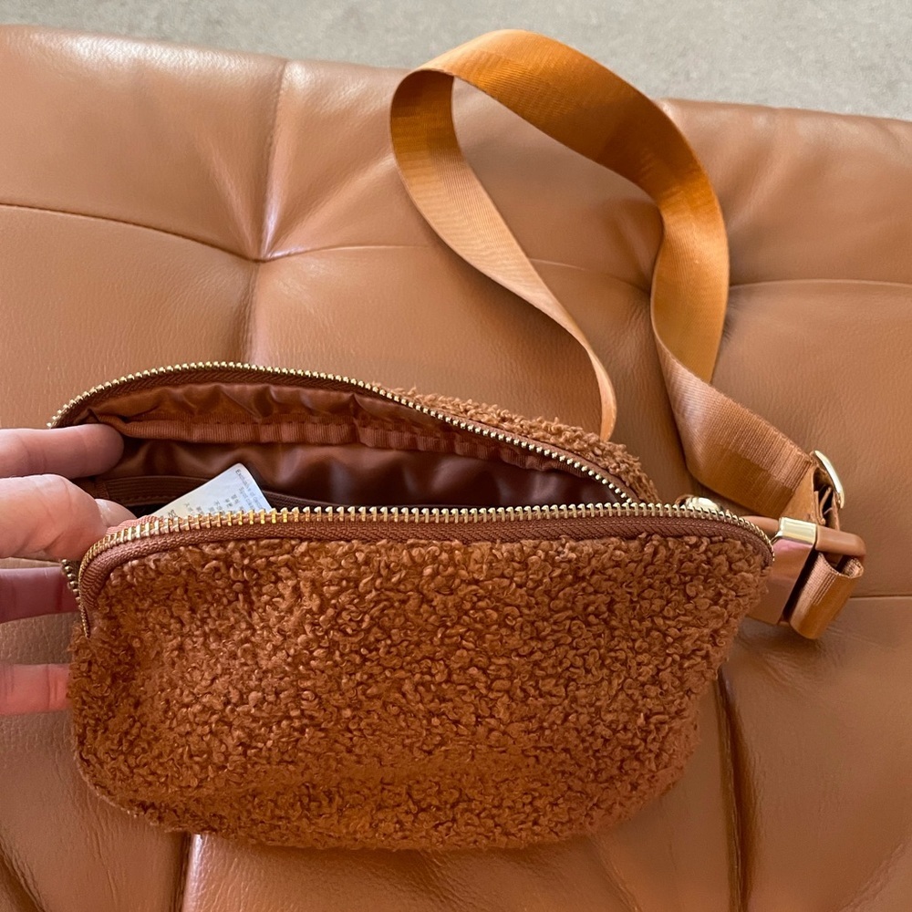 EUC • Caramel Brown Sherpa Belt Bag/Crossbody Bag. Measurements in pictures. - Picture 7 of 10